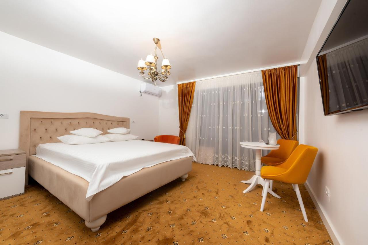 Casa Budulan โดรเบตา-ตูร์นู เซเวริน ภายนอก รูปภาพ